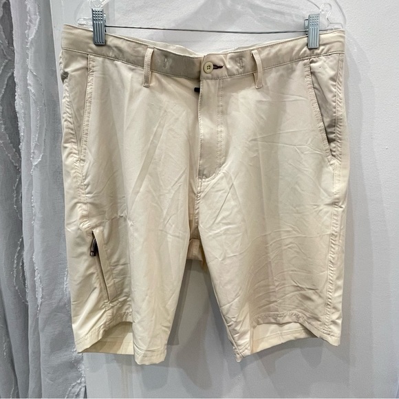 Trunks Men's 360 Utility Shorts 34 Active Sports Cream 5 Pocket Bermuda NWOT - Picture 2 of 11